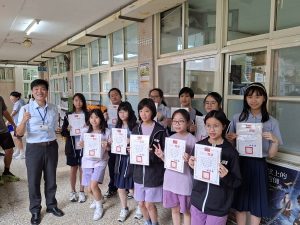 頒獎 – 115學年度校內美術比賽代表照片
