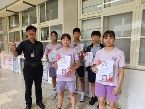 115-1學務處頒獎代表照片